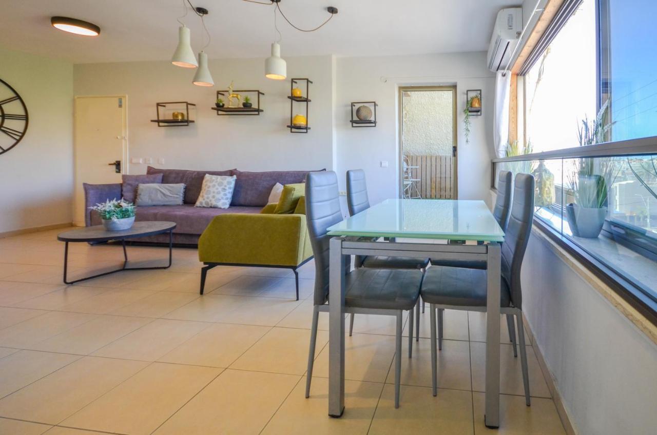 Yalarent Argaman 2Br & Balcony Apt Apartamento Eilat Exterior foto